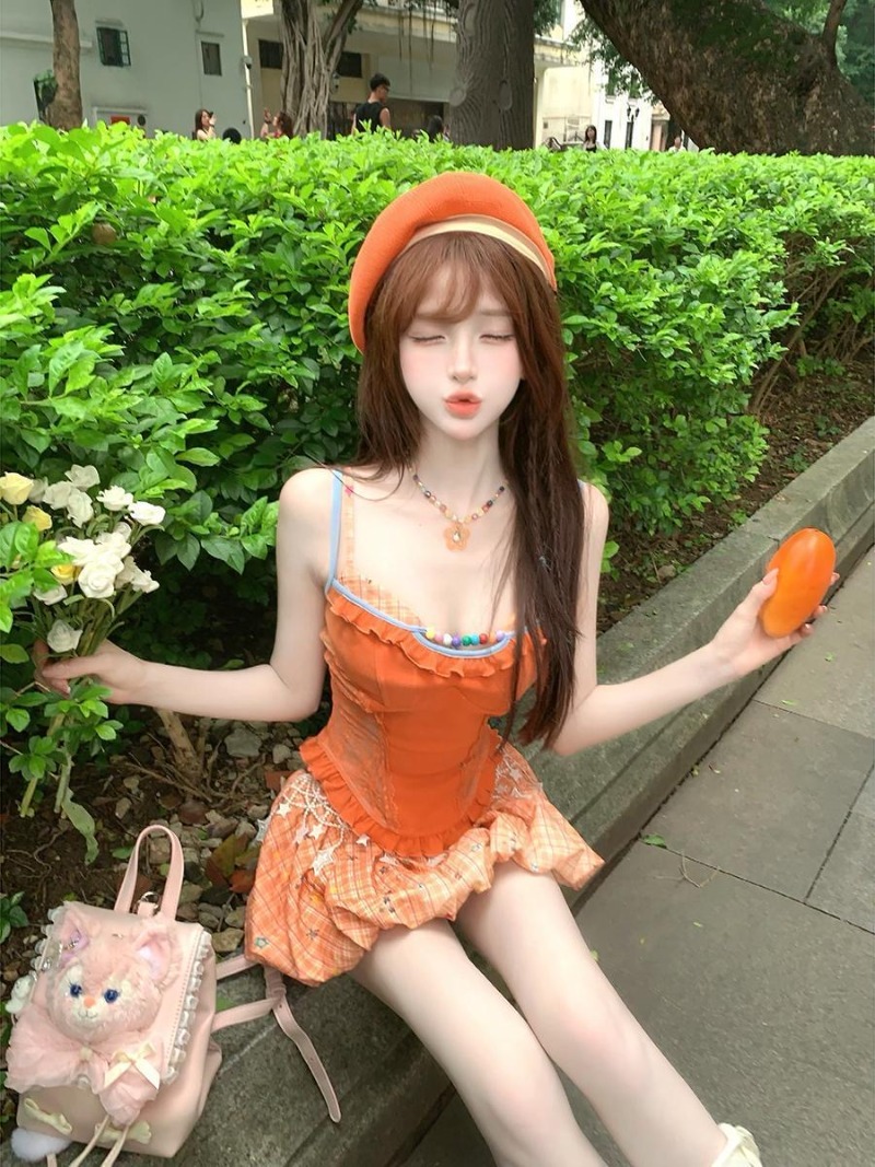 Novo Conjunto de Verão Laranja - Summer Clothing Model avaliação e preço